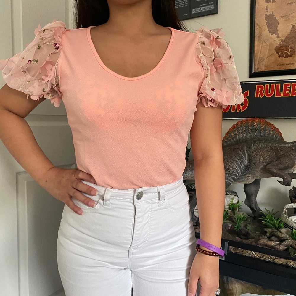 NWOT Floral sleeve mesh  Bodysuit